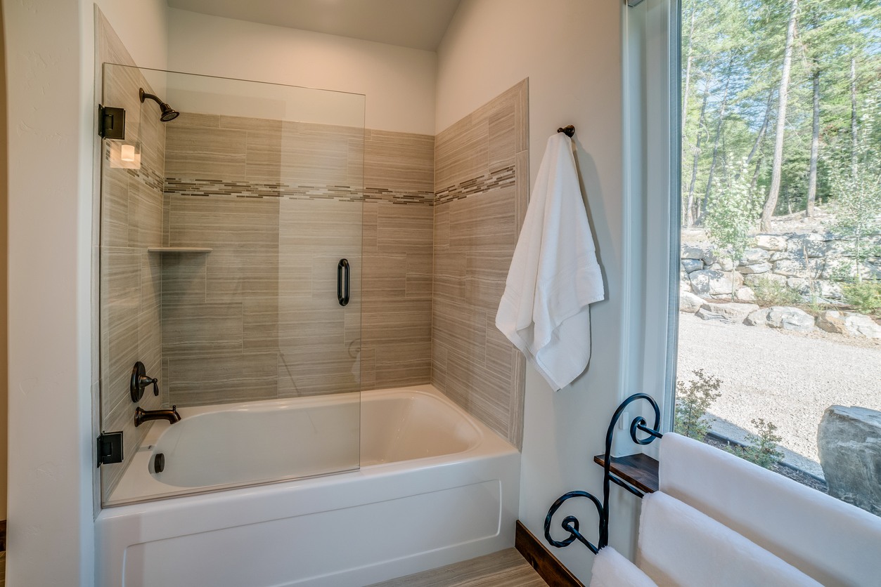 Shower & Tub Installation in Fellows